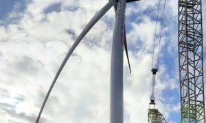 97米！中国能建葛洲坝三公司那楠风电项目首吊成功