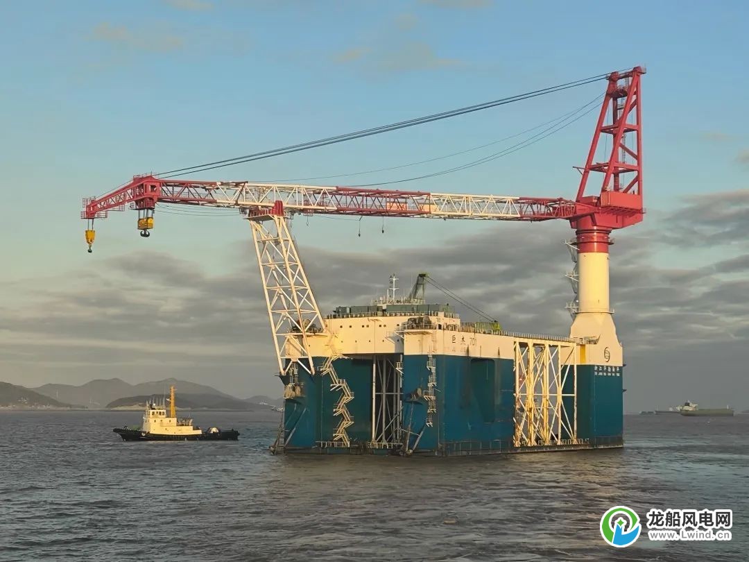 “万吨级”安装船到位！服务于浙江在建最大海上风电项目